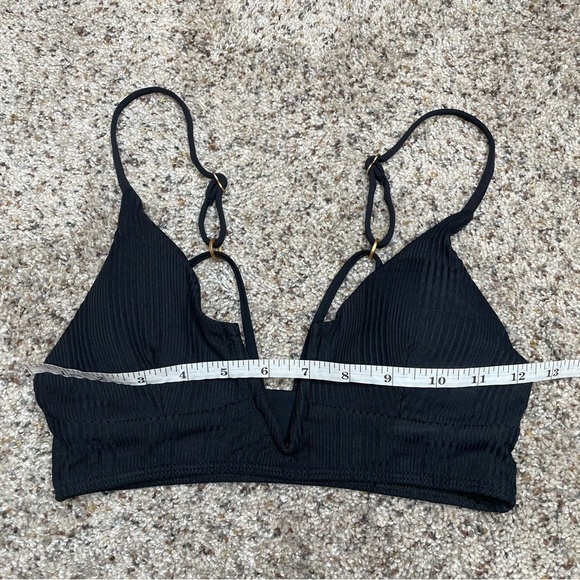 L*SPACE Pointelle Rib Siren Bikini Top in Black Small - Picture 9 of 11